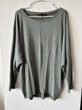White House Black Market Green Long Sleeve Top - Medium